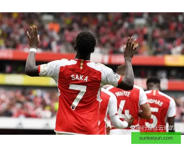 德甲转会窗口正式开放:球队迅速行动增强竞争力 德甲转会窗口正式开放:球队迅速行动增强竞争力