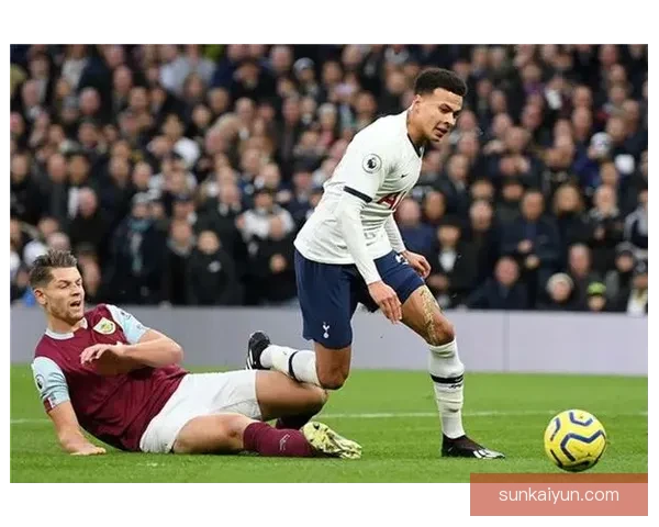 格纳布里与队友配合默契，状态持续回暖助力球队竞争力提升