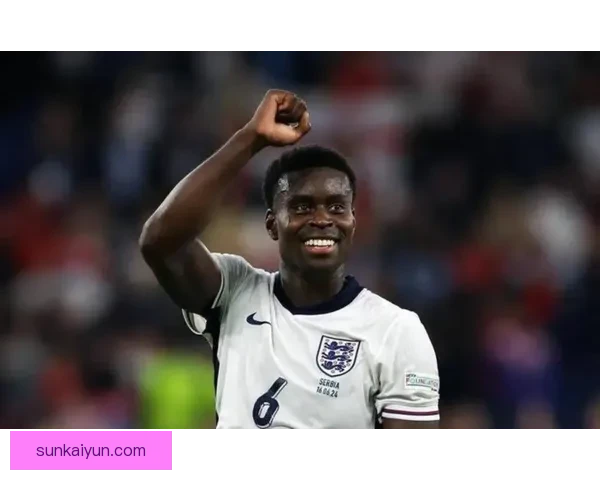 水晶宫主帅风格解析：战术灵活性与球队建设的稳定性